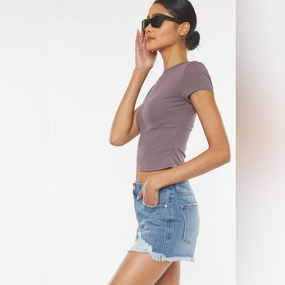 KanCan High Rise Medium Wash Frayed Distressed Shorts Light Wash Size 11/29 - Picture 4 of 13